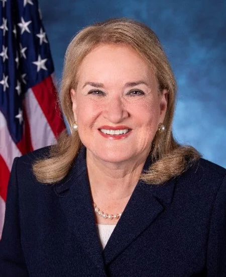 Congressional portrait of Garcia, Sylvia
